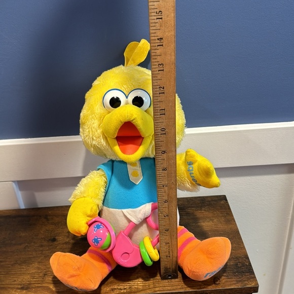 Vintage Playskool Sesame Street Baby Big Bird Plush 14.5" Crinkle Rattle Squeak - Picture 11 of 11